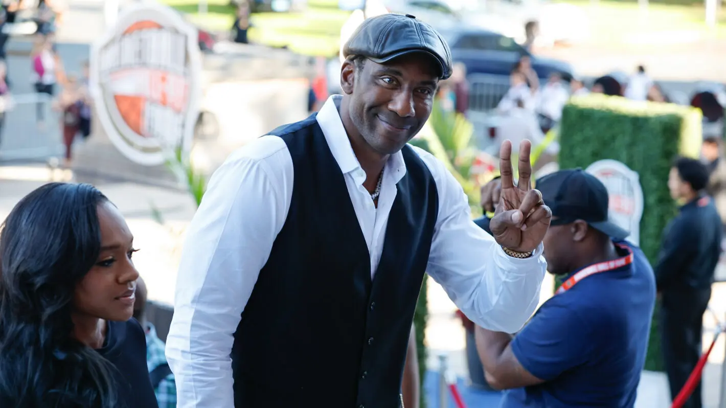 Amar’e Stoudemire, legendă NBA, se licențiază ca polițist